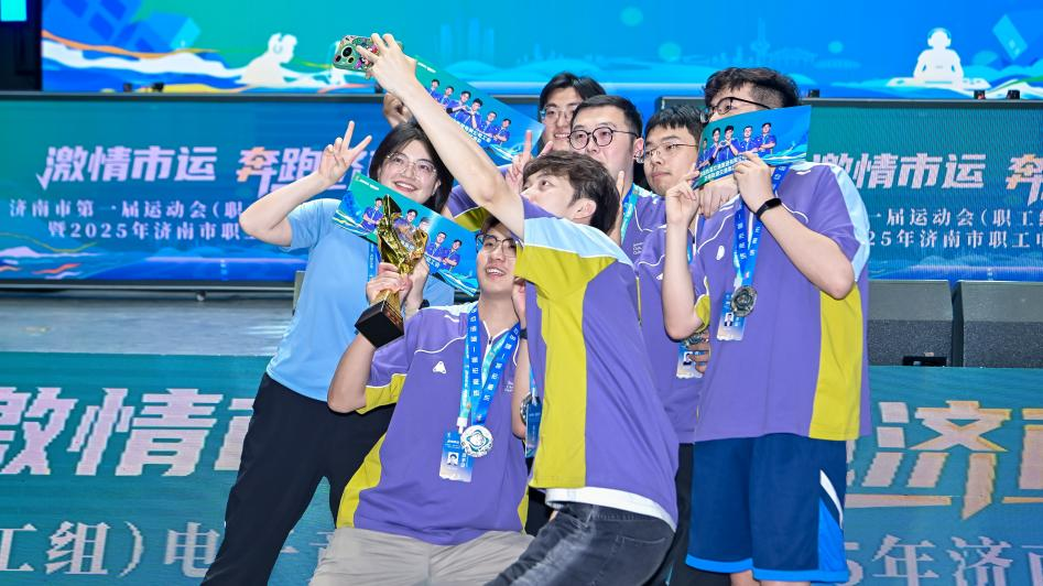 东契奇和詹 东契奇和詹